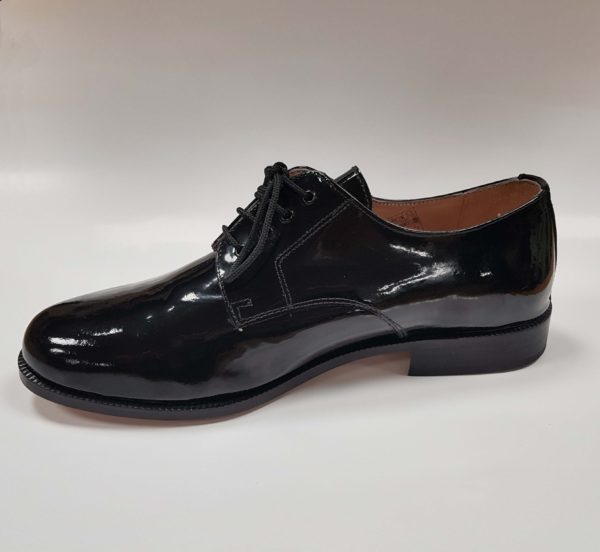 Zapato Charol, uniforme | Fama. Desde 1913.